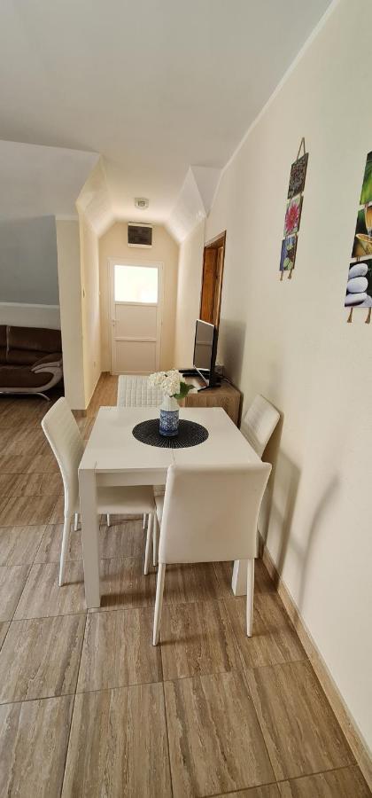 Apartman Nina2 Risan Exterior foto