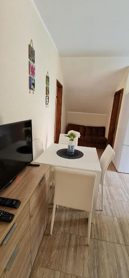 Apartman Nina2 Risan Exterior foto