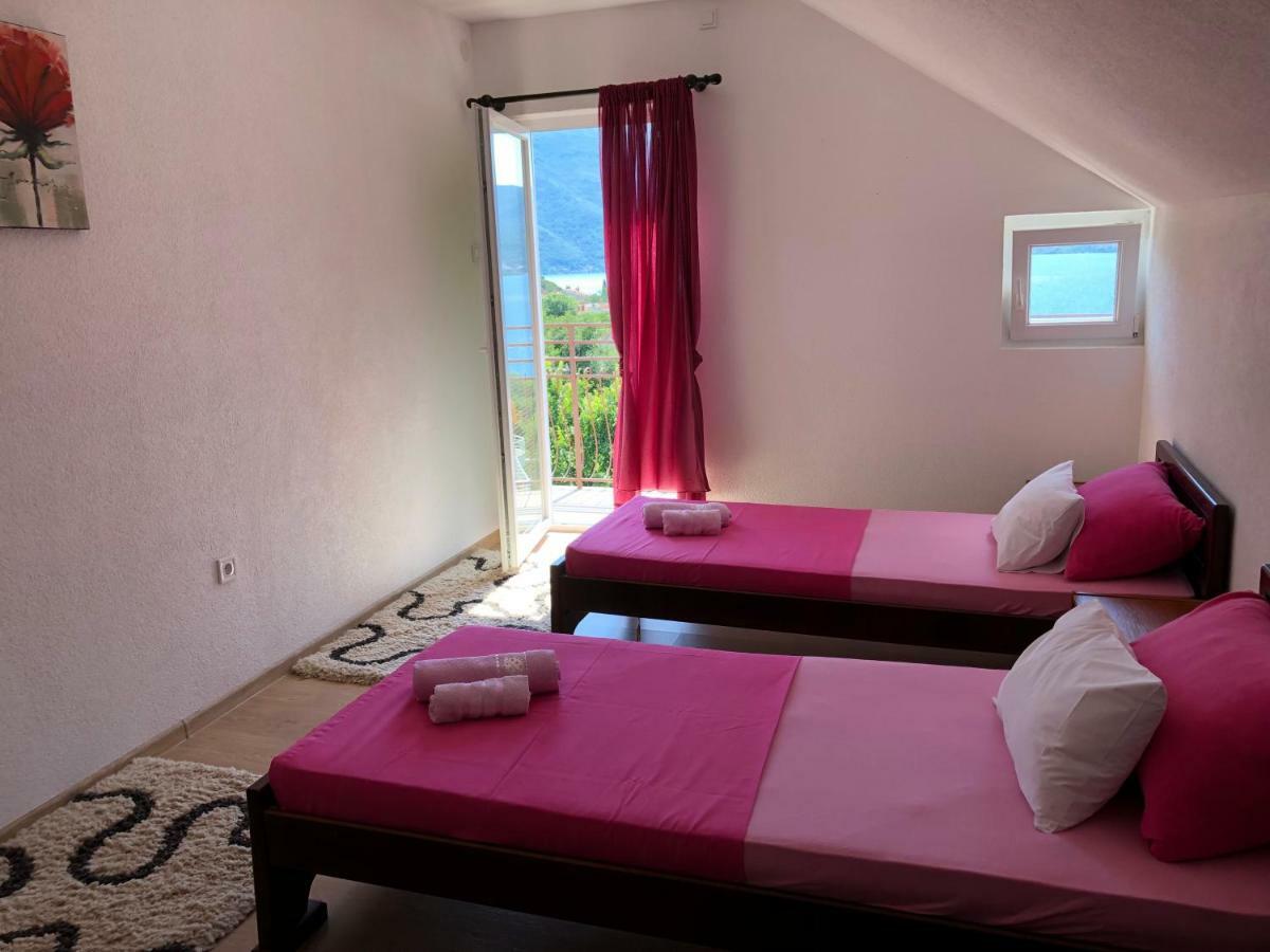 Apartman Nina2 Risan Exterior foto